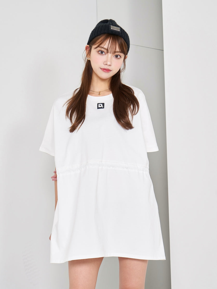 モデル:163cm(着用サイズ:FREE 着用カラー:WHT)