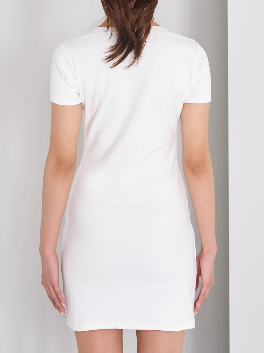 モデル:163cm(着用サイズ:FREE 着用カラー:WHT)