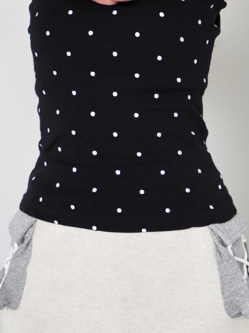 モデル:163cm(着用サイズ:FREE 着用カラー:BLK)
