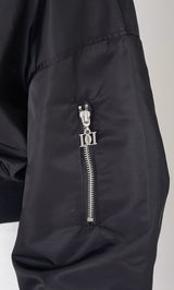 モデル:163cm(着用サイズ:FREE 着用カラー:BLK)