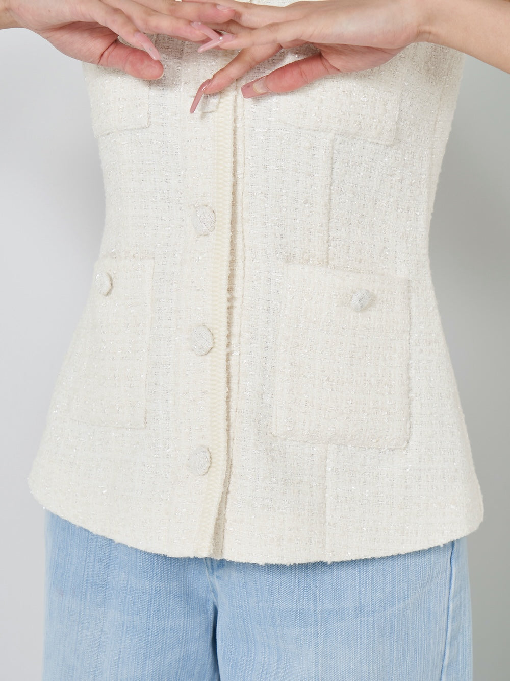 モデル:163cm(着用サイズ:FREE 着用カラー:WHT)
