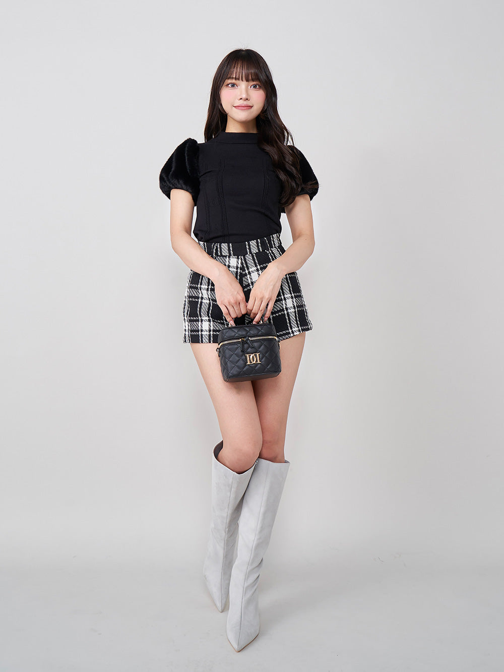 モデル:163cm(着用サイズ:FREE 着用カラー:BLK)