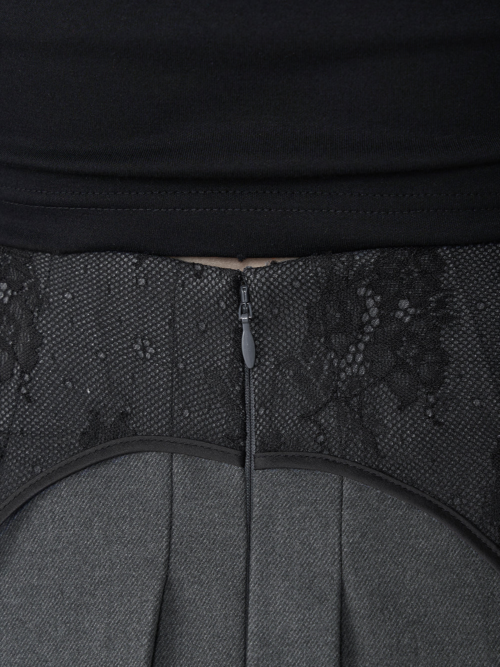 モデル:163cm(着用サイズ:S 着用カラー:GRY)