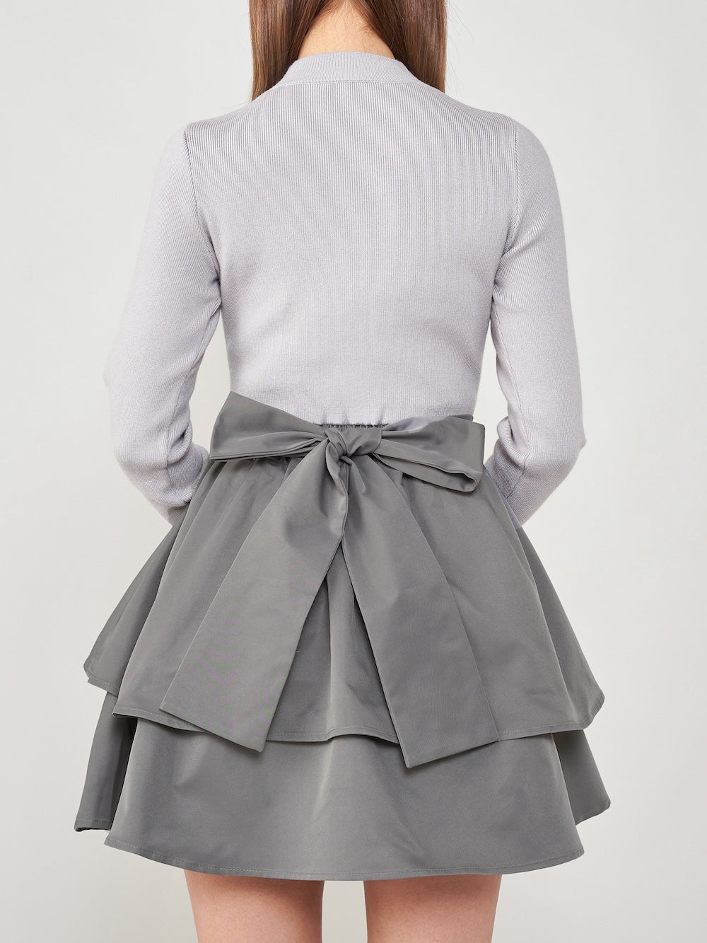 モデル:163cm(着用サイズ:FREE 着用カラー:GRY)