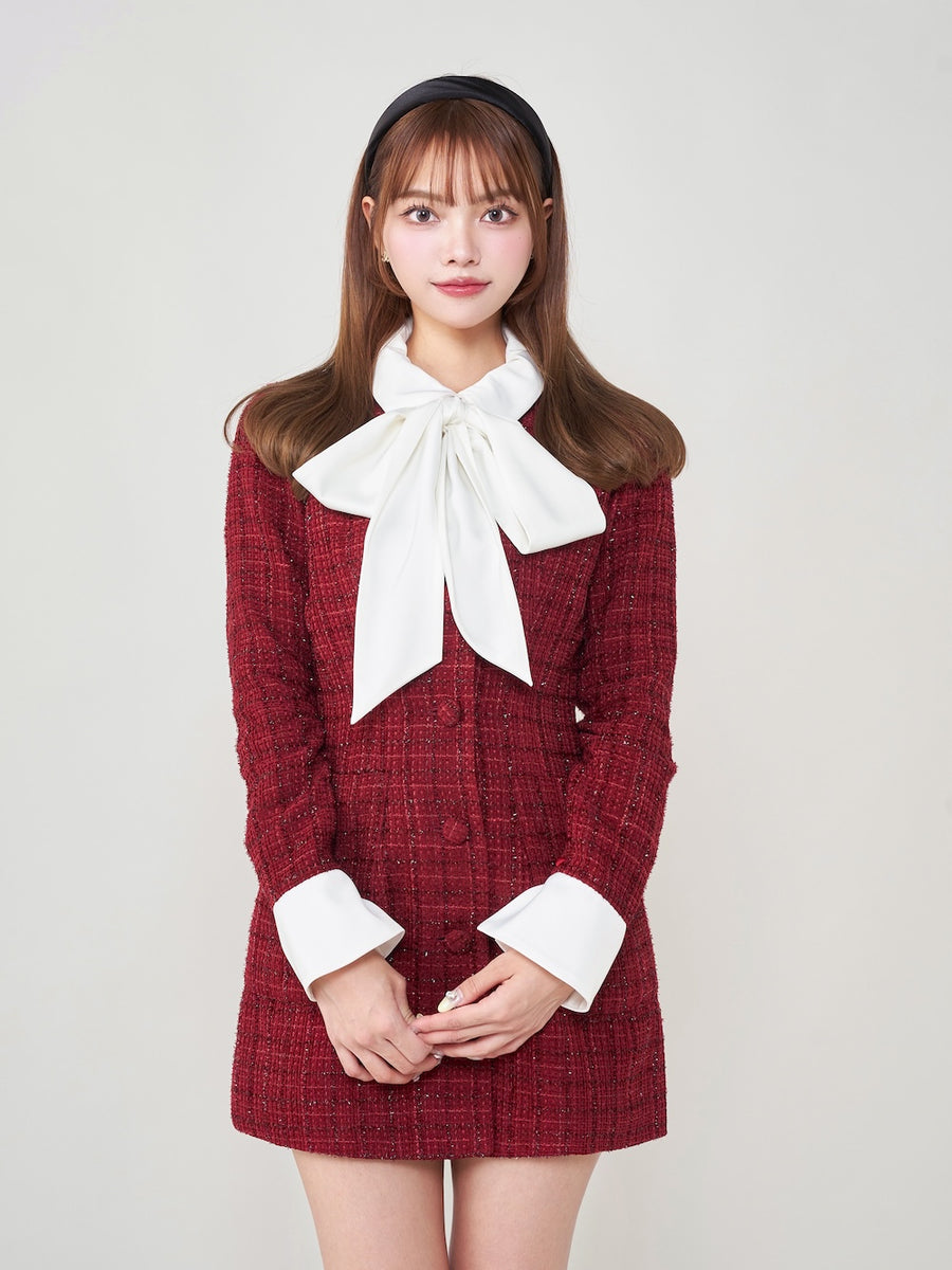 モデル:163cm(着用サイズ:FREE 着用カラー:RED)