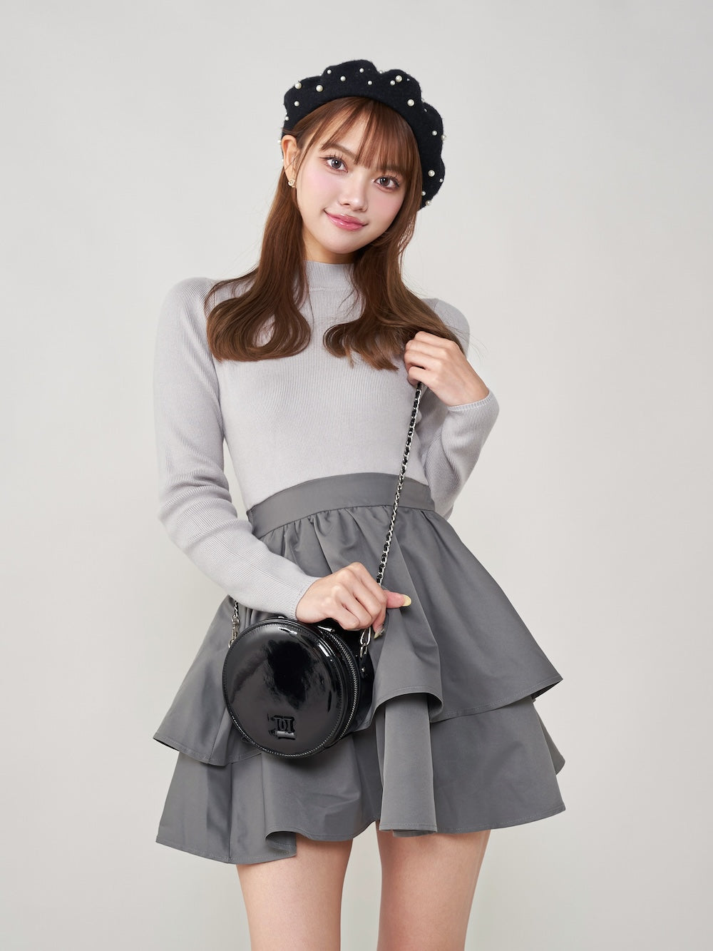 モデル:163cm(着用サイズ:FREE 着用カラー:GRY)