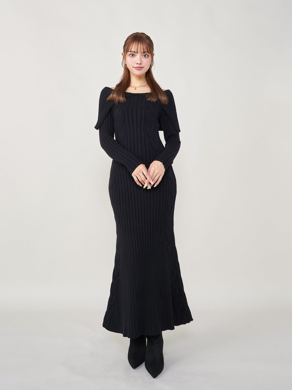 モデル:163cm(着用サイズ:FREE 着用カラー:BLK)