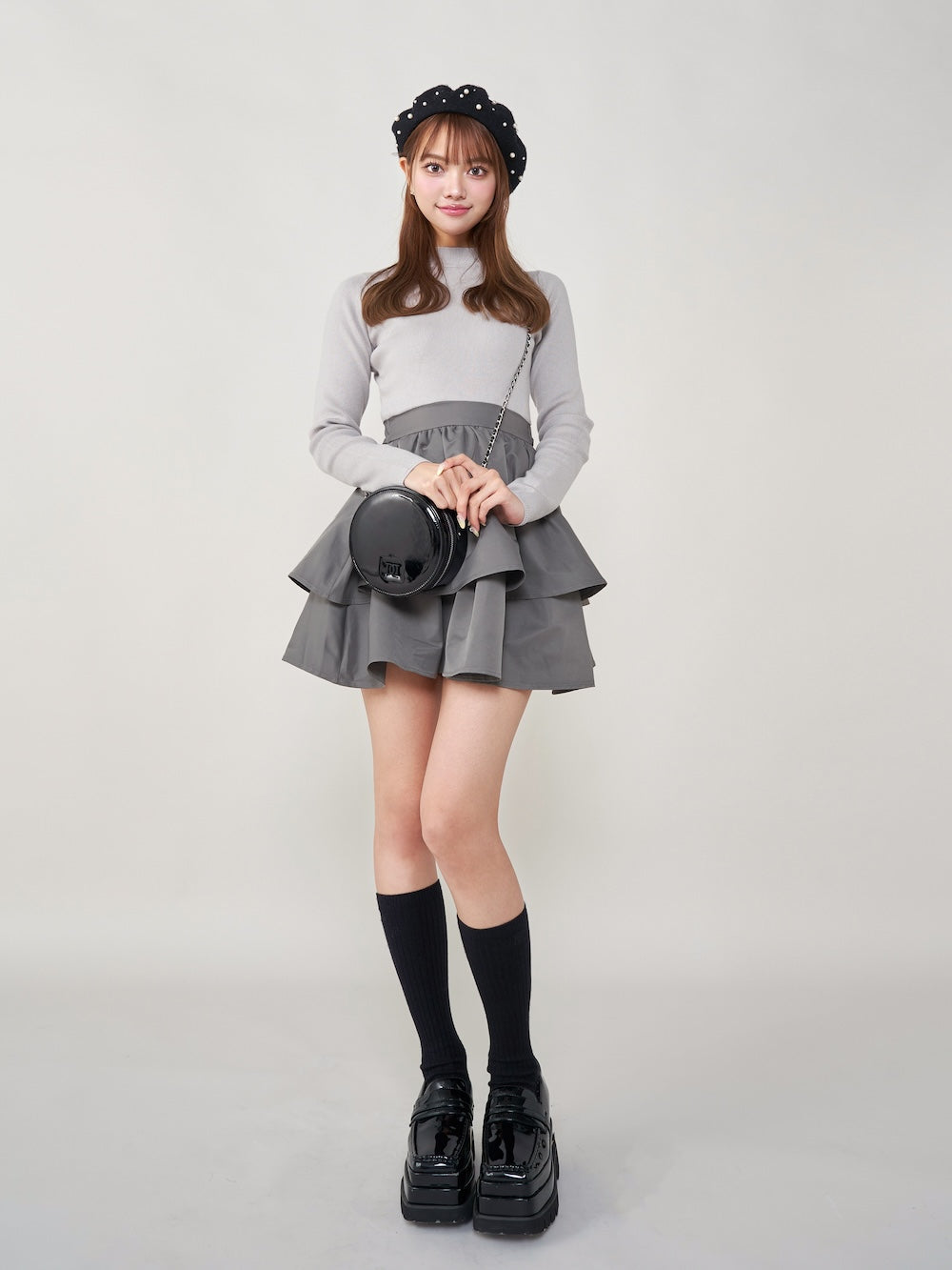 モデル:163cm(着用サイズ:FREE 着用カラー:GRY)