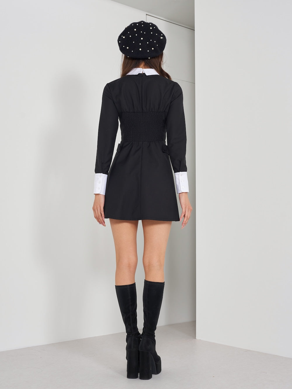 モデル:163cm(着用サイズ:FREE 着用カラー:BLK)