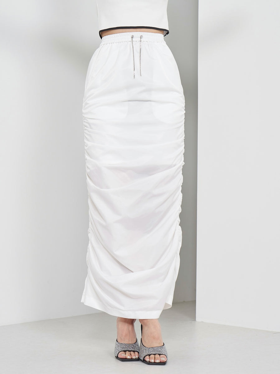 モデル:163cm(着用サイズ:FREE 着用カラー:WHT)
