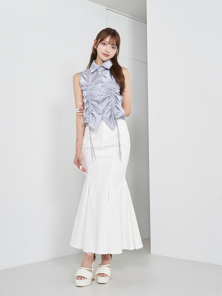 モデル:163cm(着用サイズ:S 着用カラー:WHT)