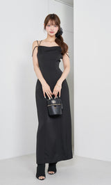 モデル:163cm(着用サイズ:FREE 着用カラー:BLK)
