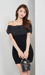 モデル:163cm(着用サイズ:FREE 着用カラー:BLK)