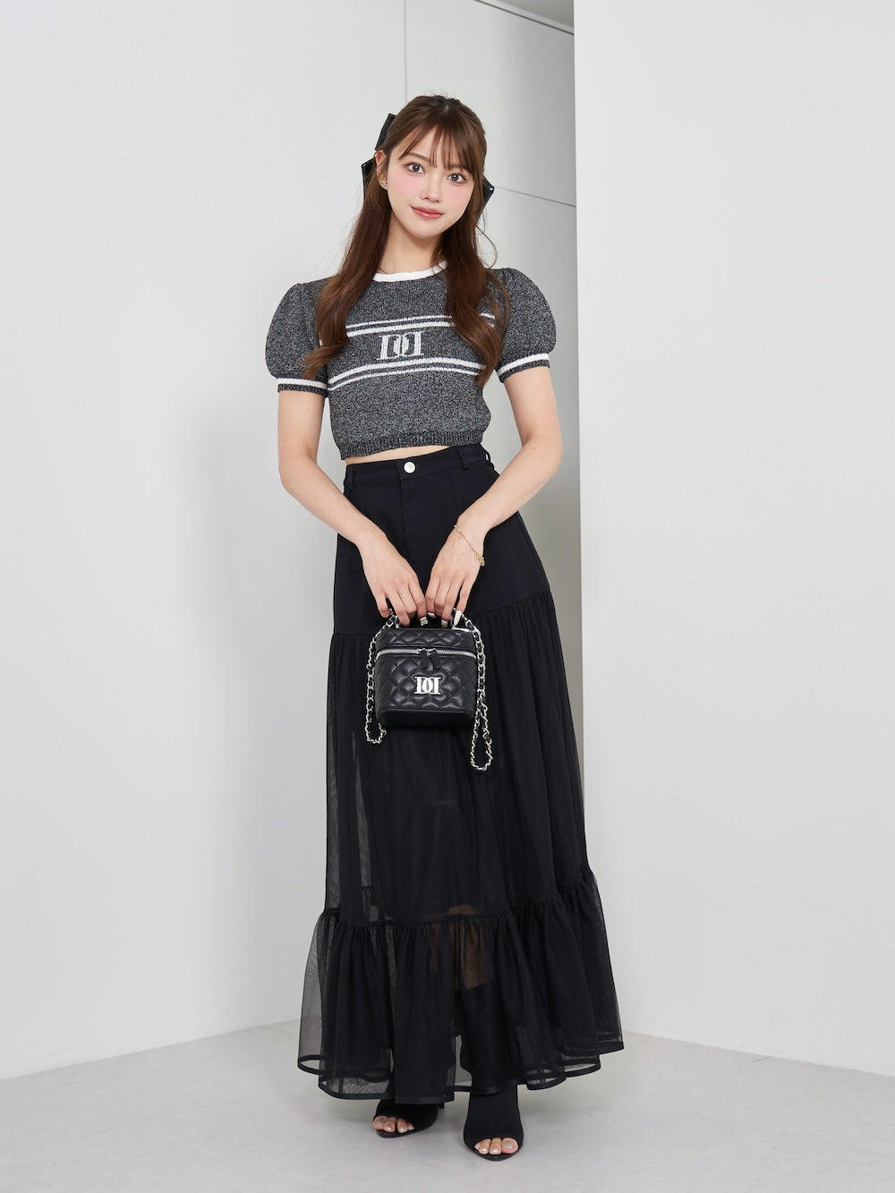 モデル:163cm(着用サイズ:FREE 着用カラー:BLK)