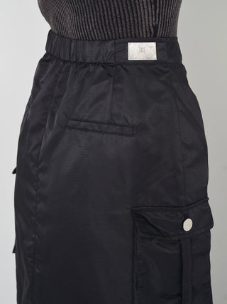 モデル:163cm(着用サイズ:FREE 着用カラー:BLK)