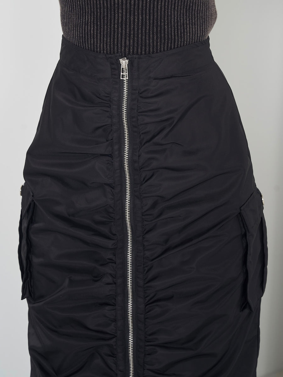 モデル:163cm(着用サイズ:FREE 着用カラー:BLK)