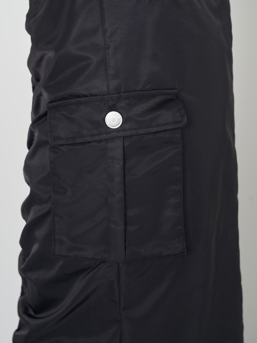 モデル:163cm(着用サイズ:FREE 着用カラー:BLK)