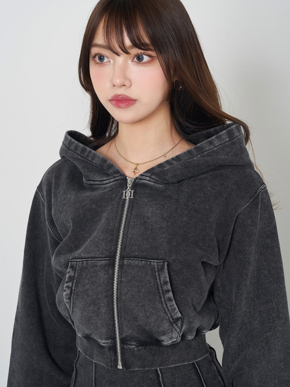モデル:163cm(着用サイズ:FREE 着用カラー:BLK)