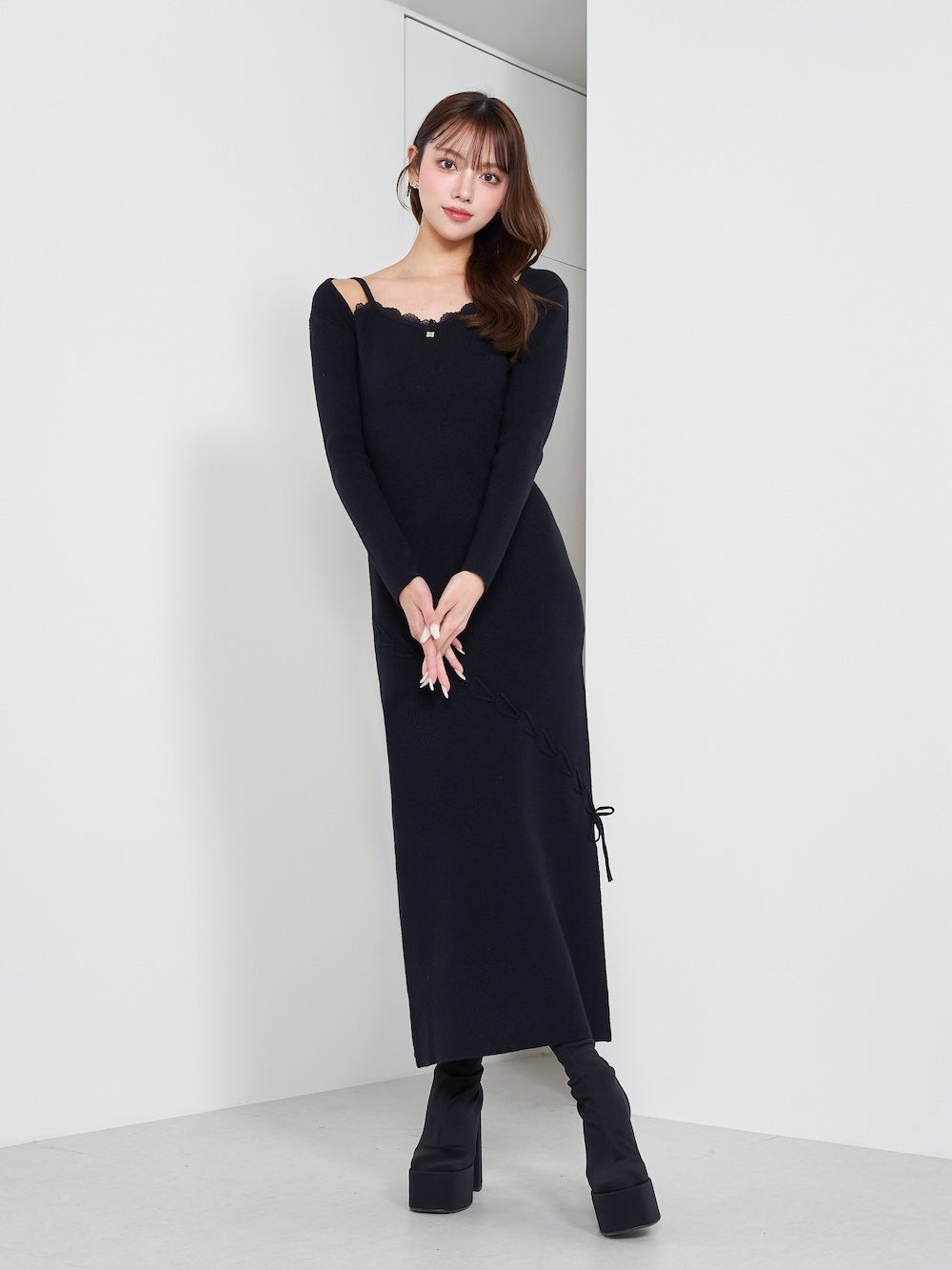 モデル:163cm(着用サイズ:FREE 着用カラー:BLK)