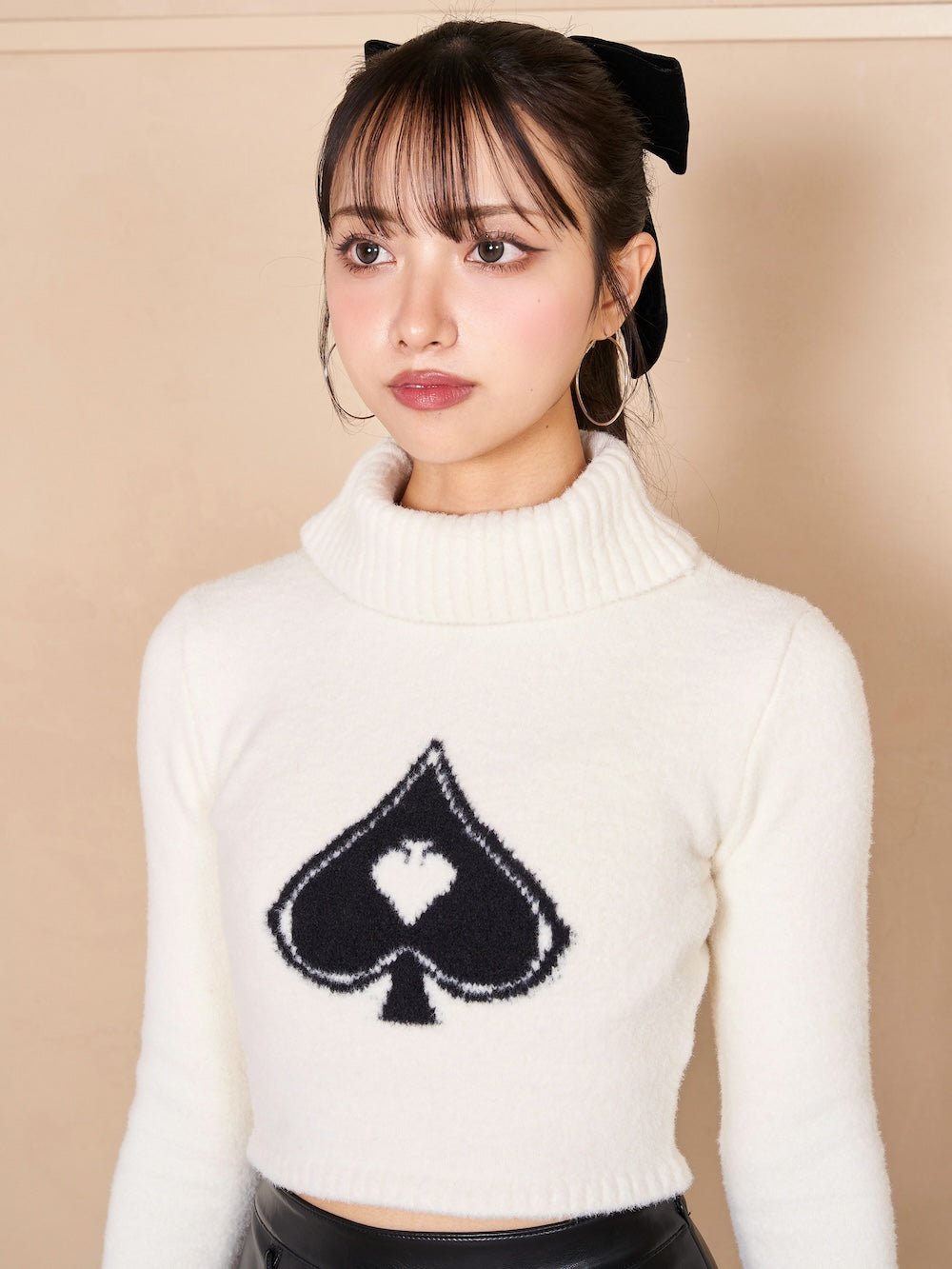 モデル:163cm(着用サイズ:FREE 着用カラー:WHT)