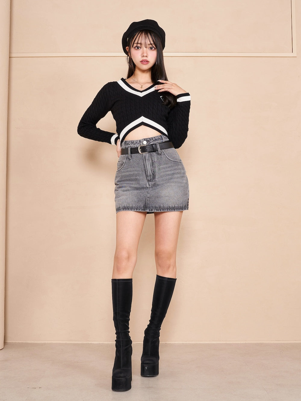 モデル:163cm(着用サイズ:FREE 着用カラー:BLK)