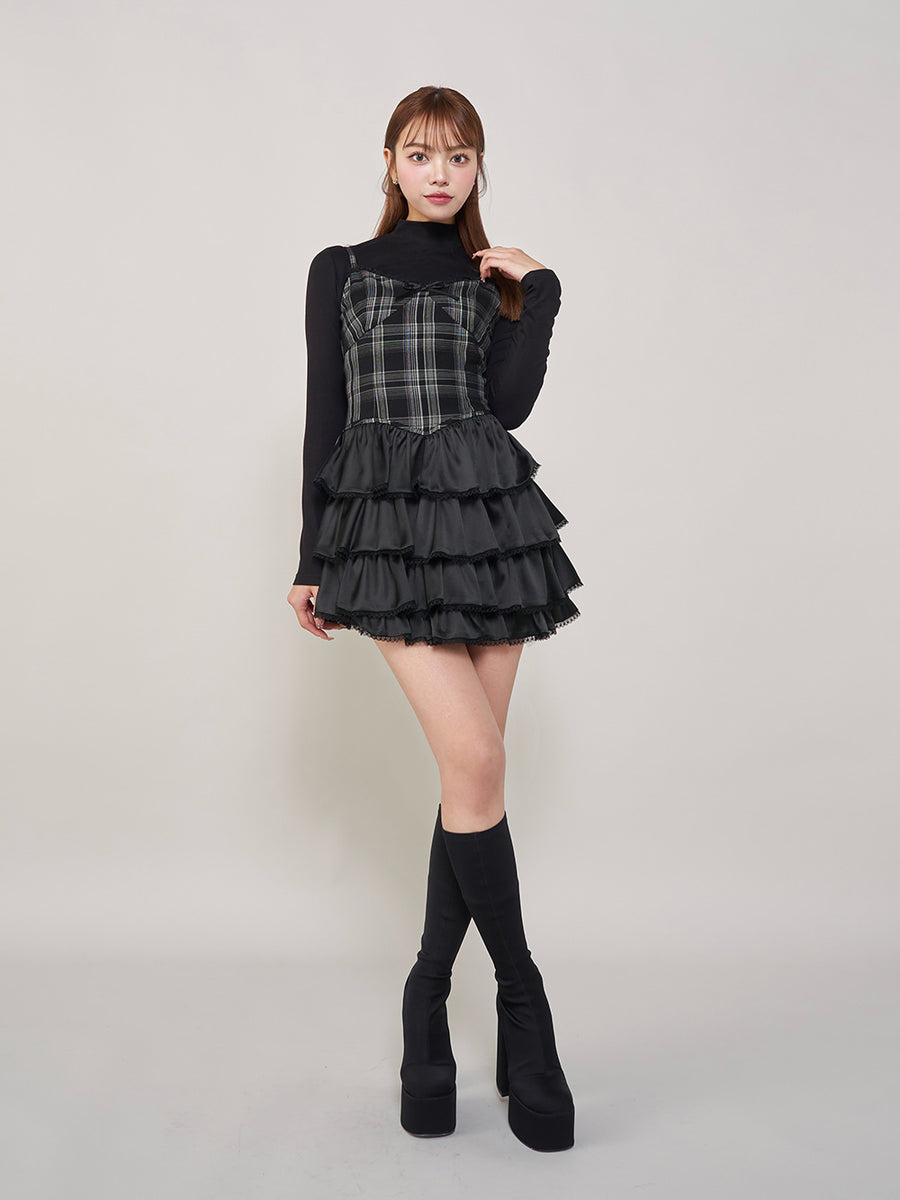 モデル:163cm(着用サイズ:FREE 着用カラー:BLK)