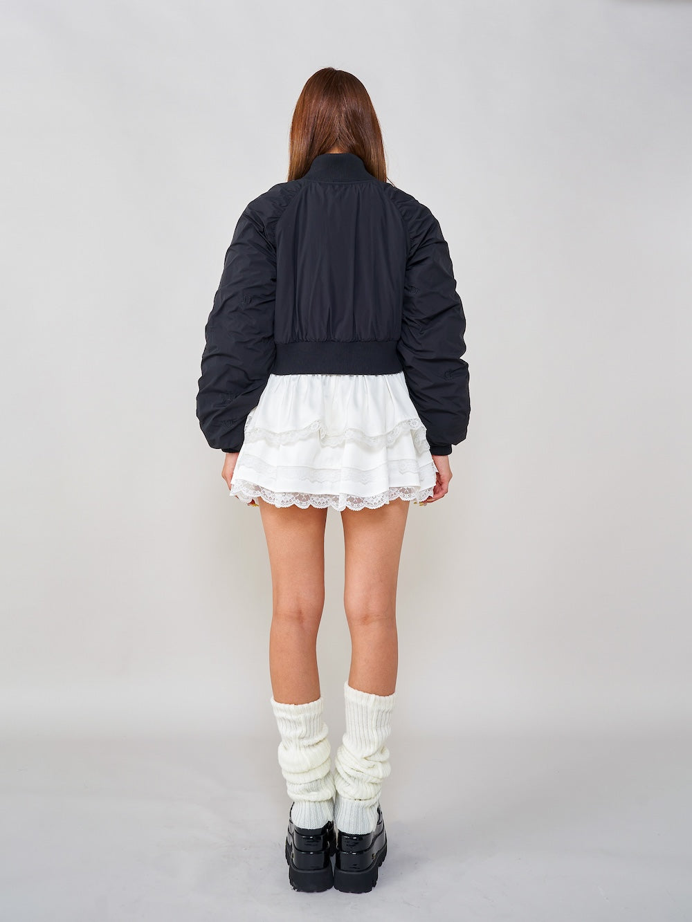モデル:163cm(着用サイズ:FREE 着用カラー:BLK)