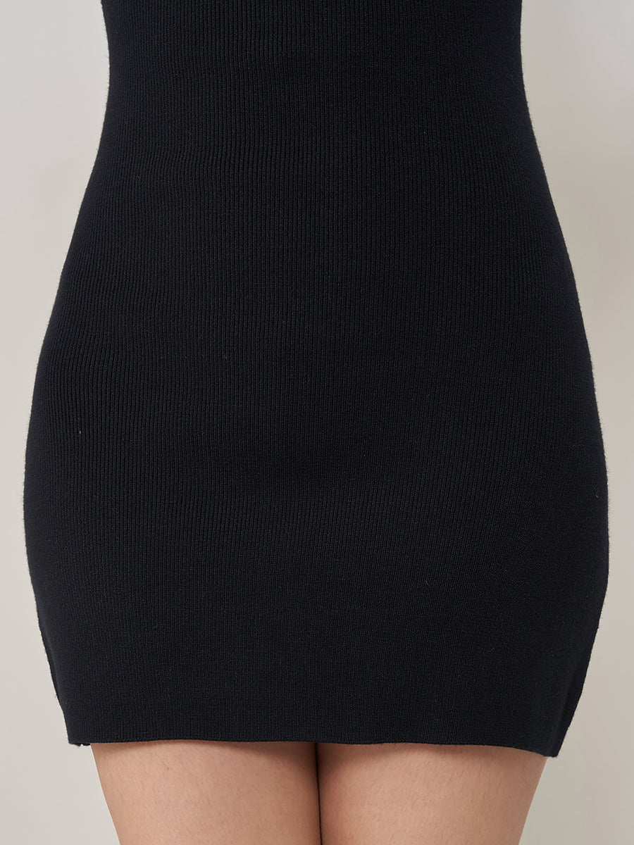 モデル:163cm(着用サイズ:FREE 着用カラー:BLK)