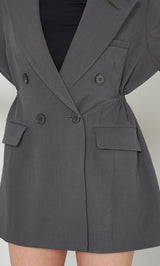 モデル:160cm(着用サイズ:FREE 着用カラー:C-GRY)