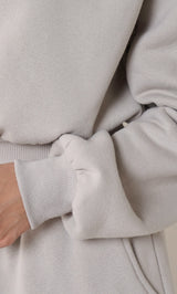 モデル:163cm(着用サイズ:FREE 着用カラー:GRY)