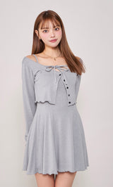 モデル:163cm(着用サイズ:FREE 着用カラー:GRY)