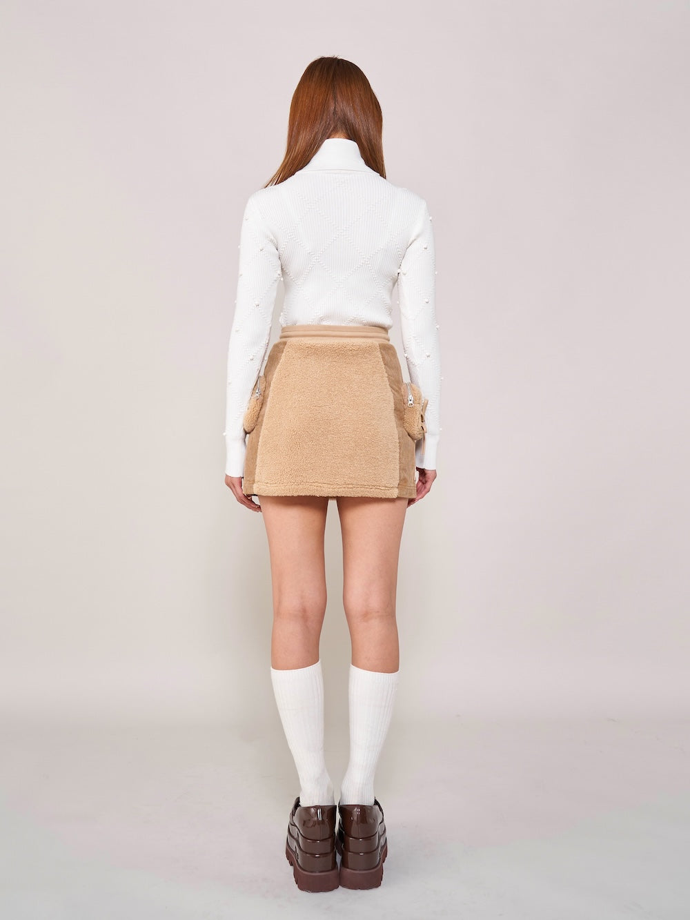 モデル:163cm(着用サイズ:FREE 着用カラー:BEG)