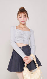 モデル:163cm(着用サイズ:FREE 着用カラー:GRY)
