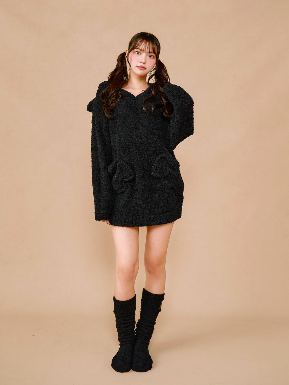 モデル:163cm(着用サイズ:FREE 着用カラー:BLK)