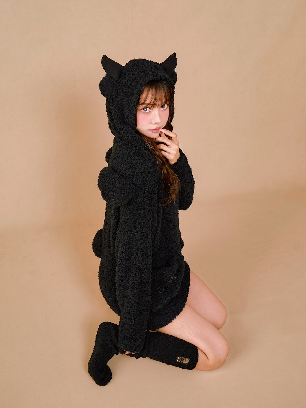 モデル:163cm(着用サイズ:FREE 着用カラー:BLK)