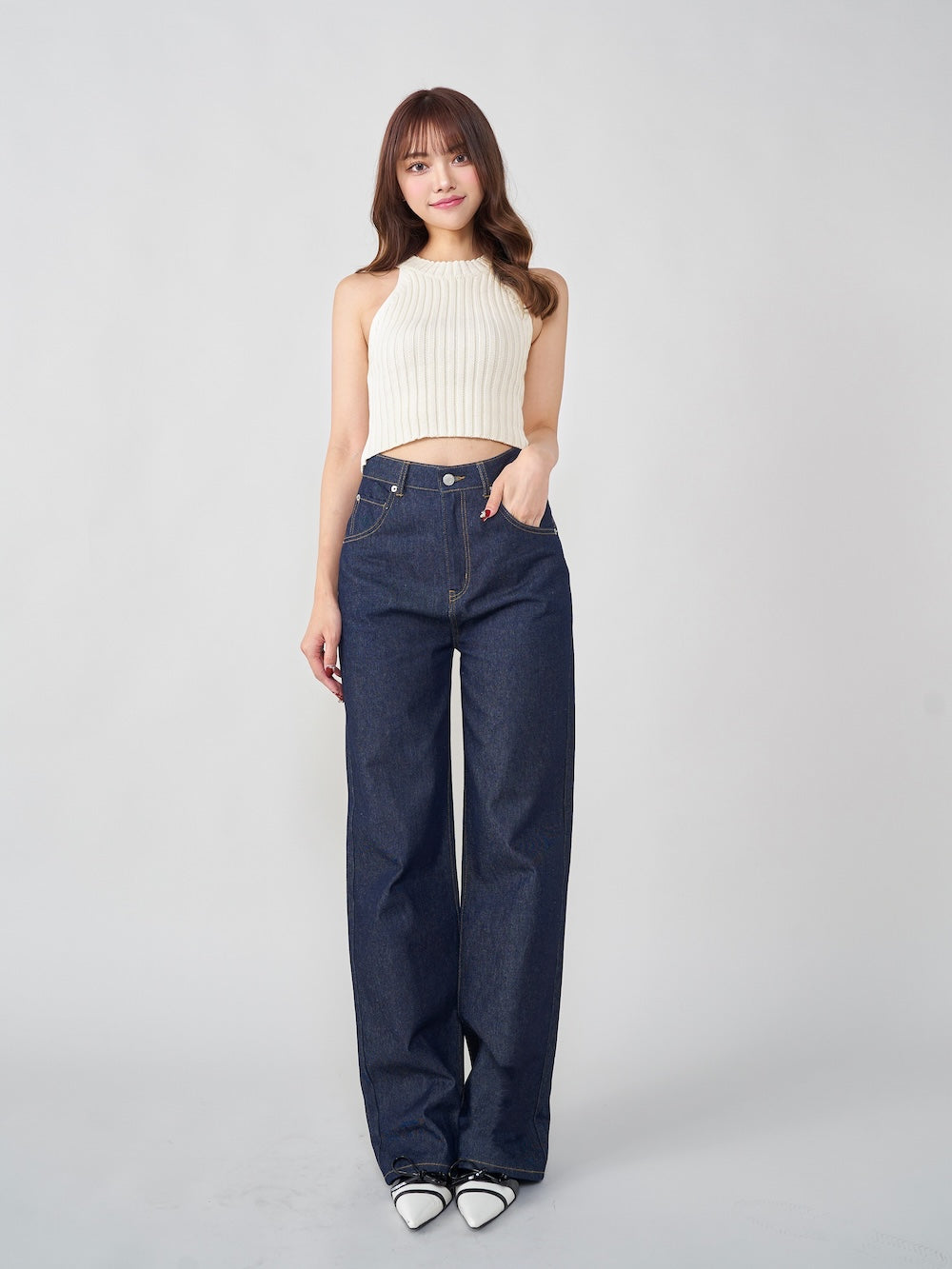 モデル:163cm(着用サイズ:FREE 着用カラー:WHT)