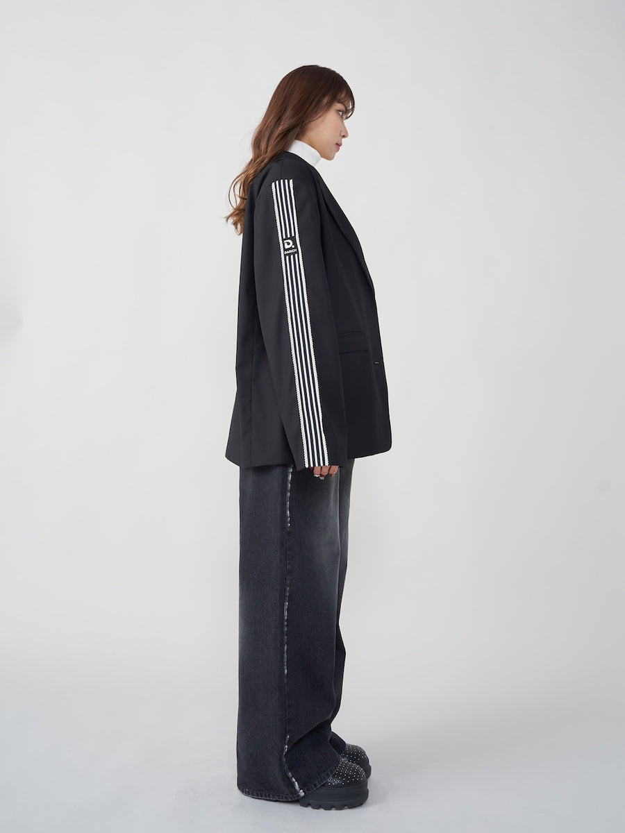 モデル:163cm(着用サイズ:FREE 着用カラー:BLK)