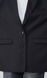 モデル:163cm(着用サイズ:FREE 着用カラー:BLK)