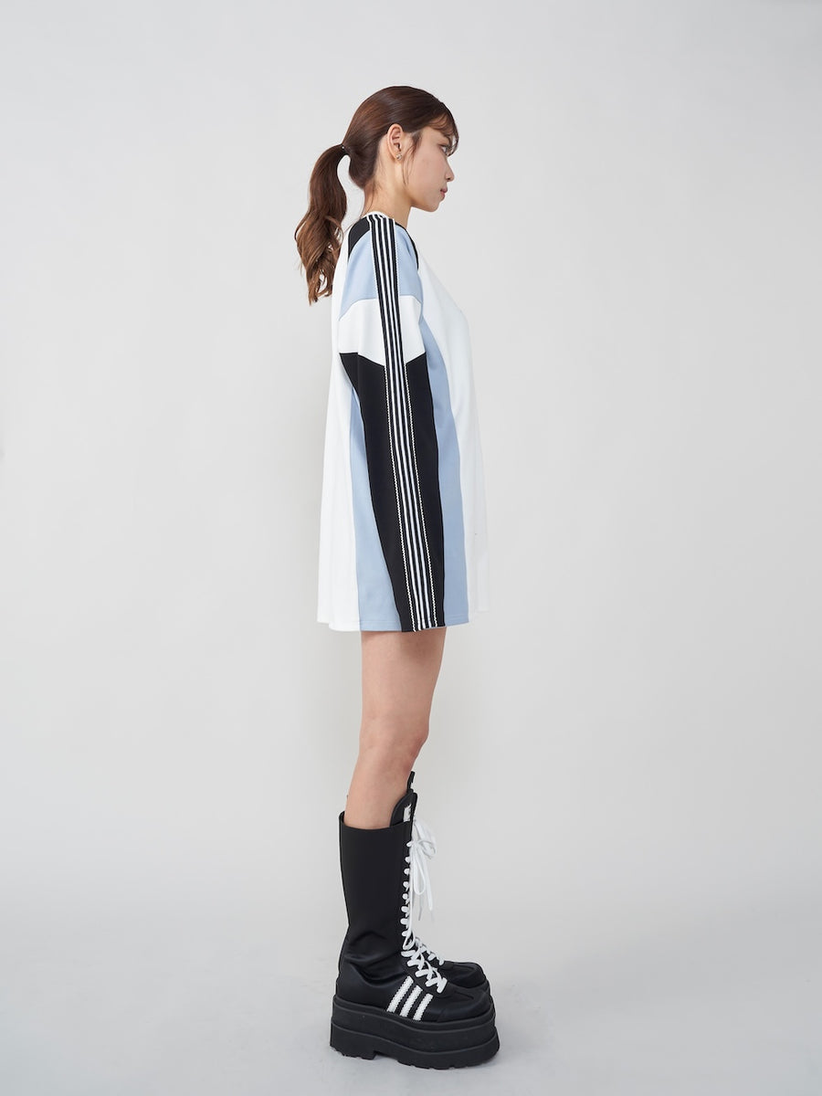 モデル:163cm(着用サイズ:FREE 着用カラー:WHT)