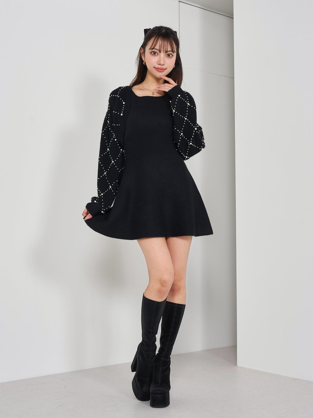 モデル:163cm(着用サイズ:FREE 着用カラー:BLK)