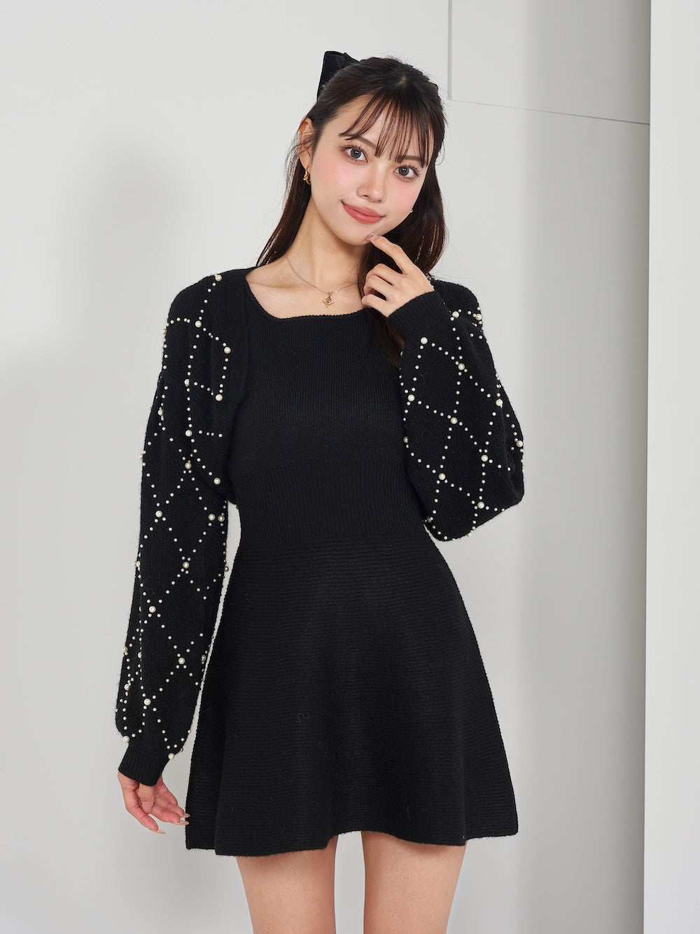 モデル:163cm(着用サイズ:FREE 着用カラー:BLK)