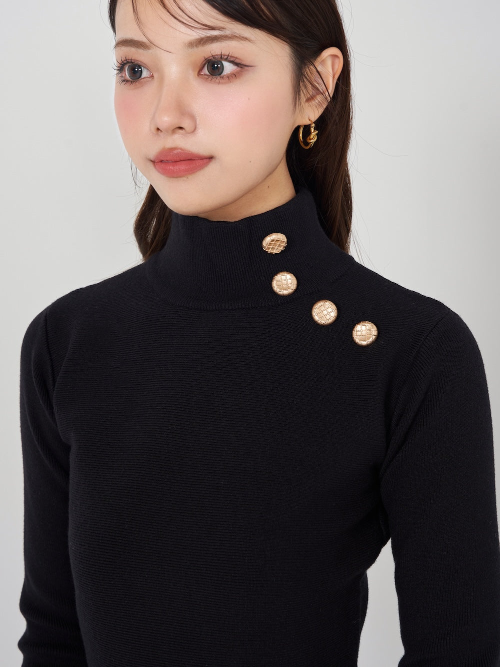 モデル:163cm(着用サイズ:FREE 着用カラー:BLK)