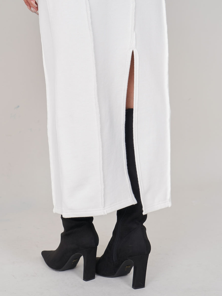 モデル:163cm(着用サイズ:FREE 着用カラー:WHT)