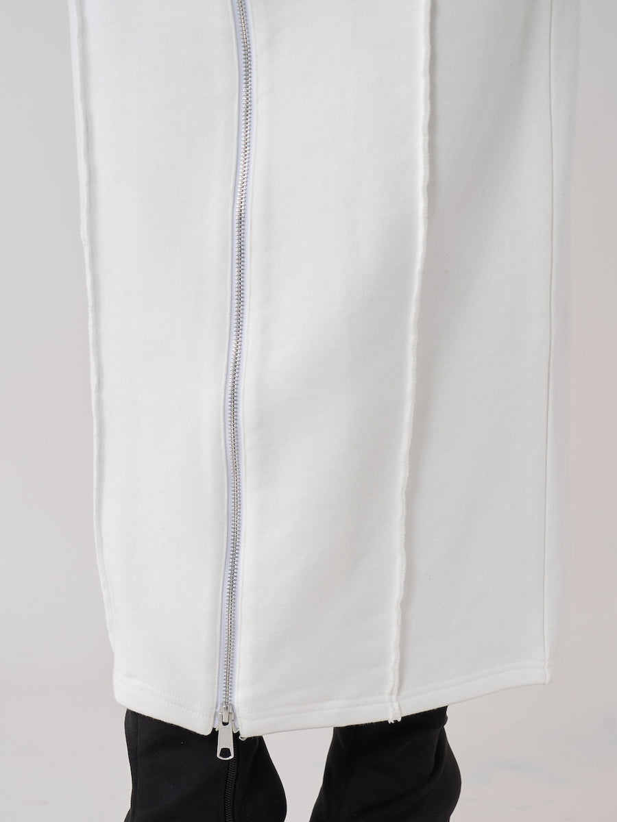モデル:163cm(着用サイズ:FREE 着用カラー:WHT)