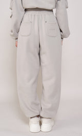 モデル:163cm(着用サイズ:FREE 着用カラー:GRY)
