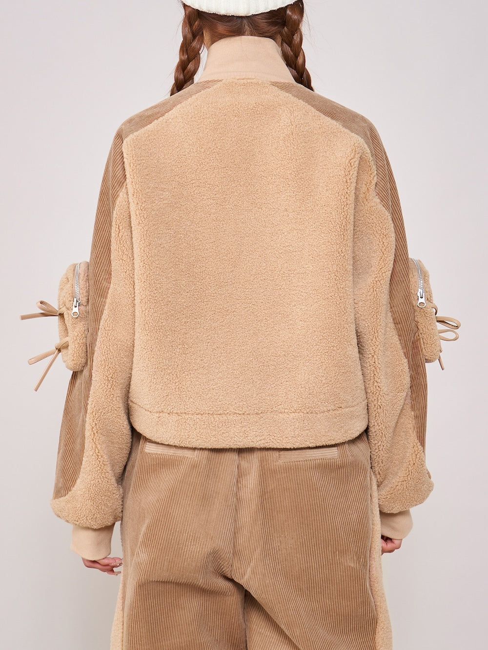 モデル:163cm(着用サイズ:FREE 着用カラー:BEG)