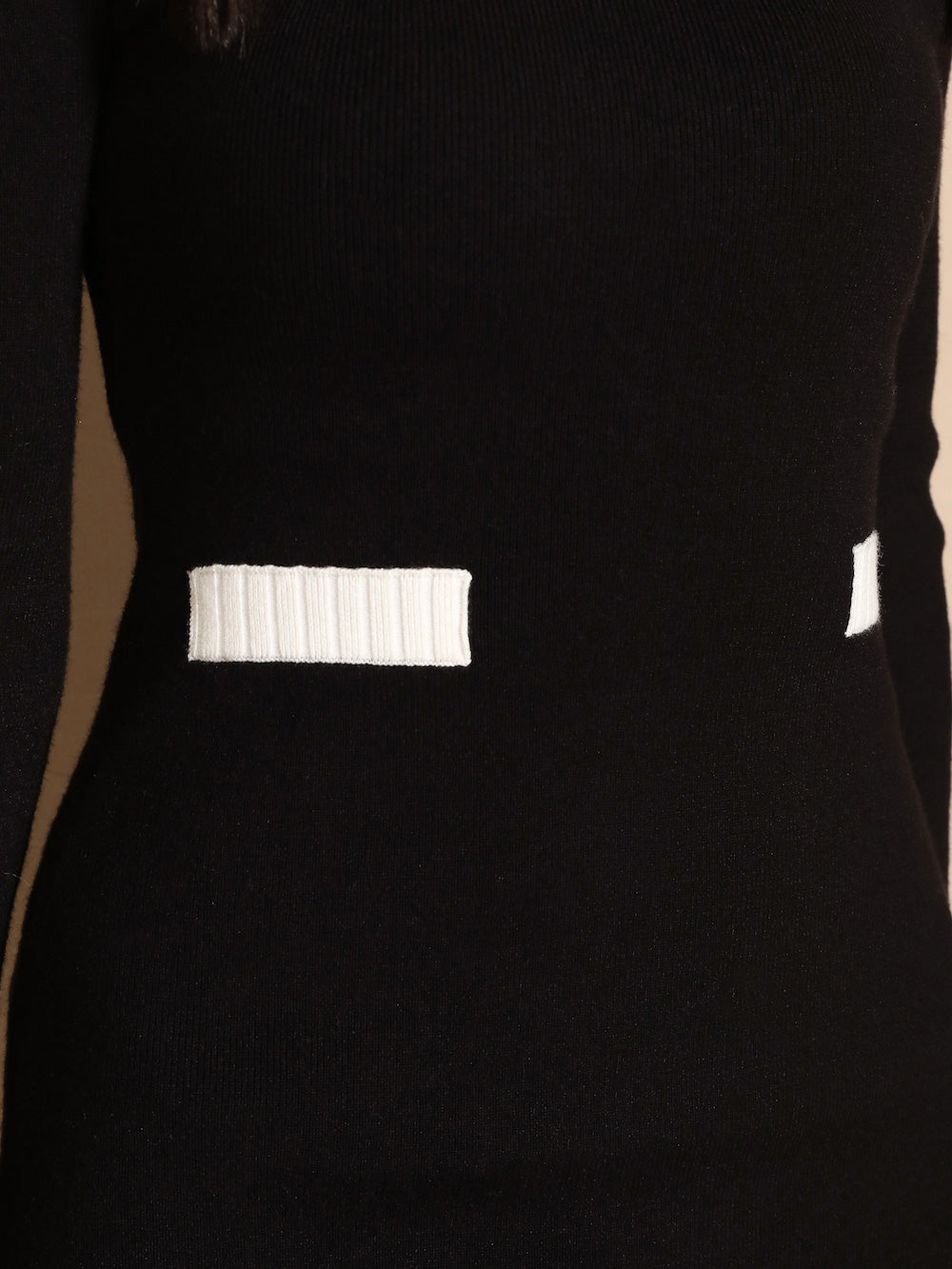モデル:163cm(着用サイズ:FREE 着用カラー:BLK)