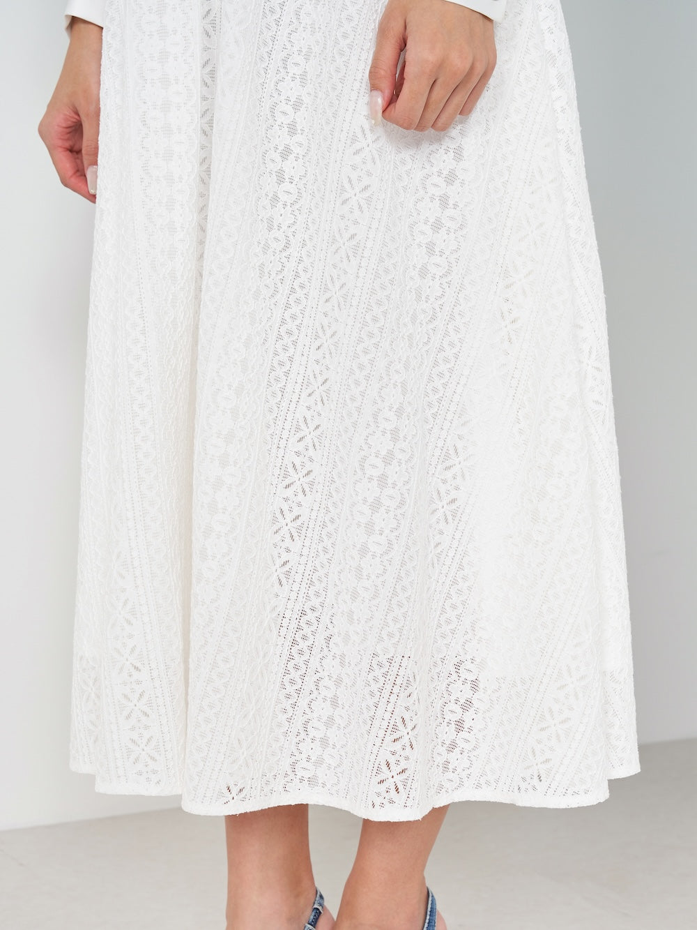モデル:163cm(着用サイズ:FREE 着用カラー:WHT)