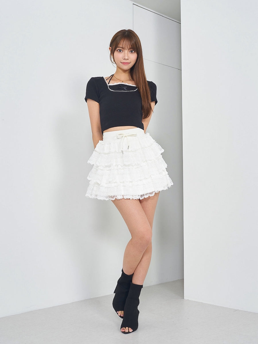 モデル:163cm(着用サイズ:FREE 着用カラー:BLK)