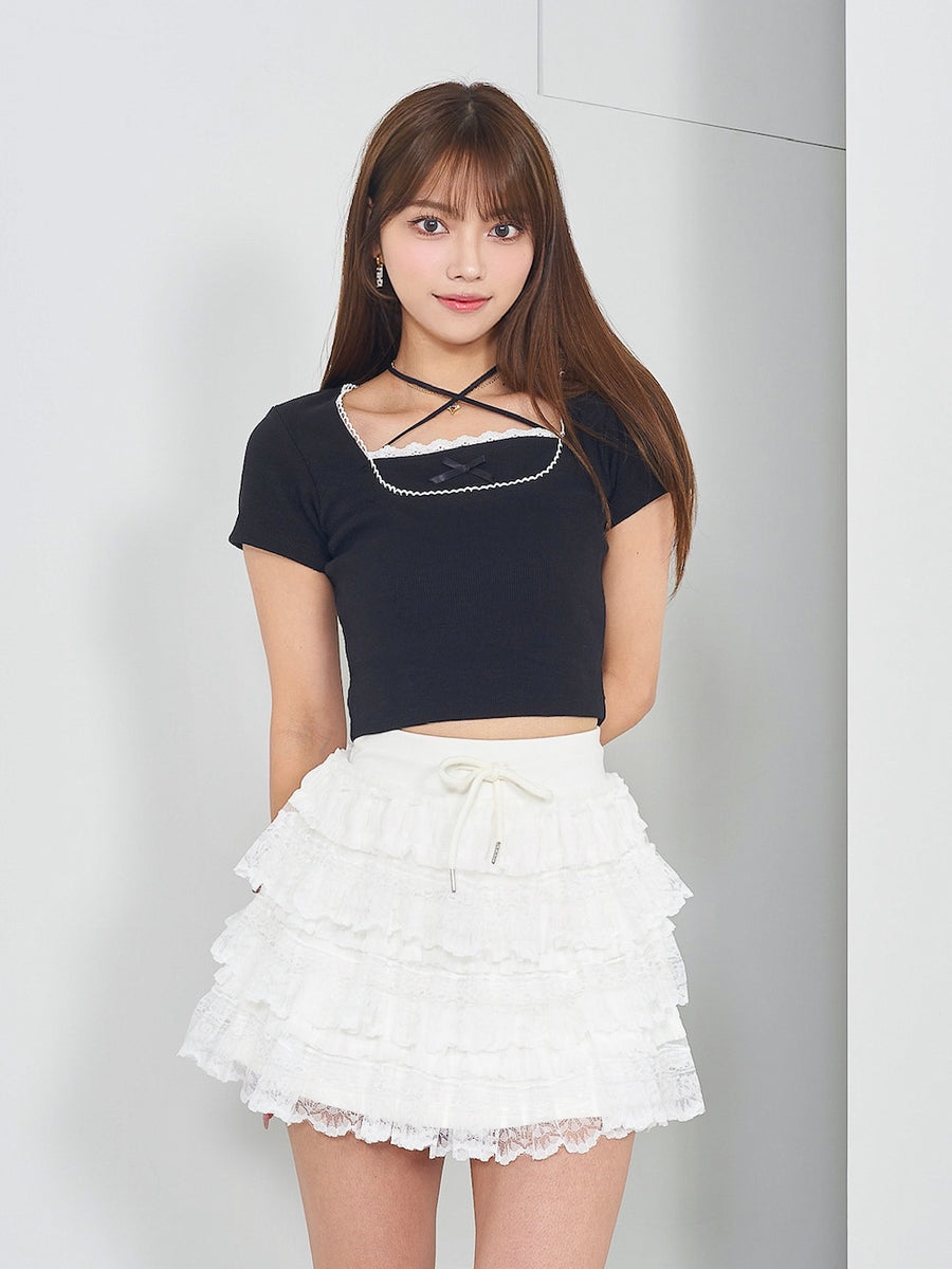 モデル:163cm(着用サイズ:FREE 着用カラー:BLK)